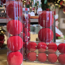 Caixa com 50 bolas de Natal de veludo bordô