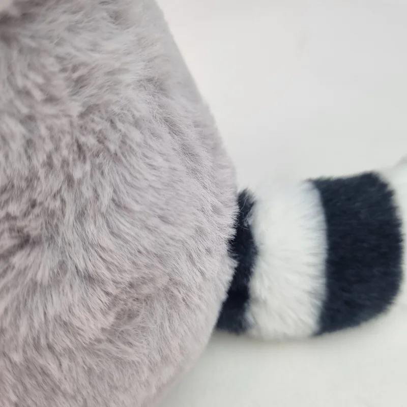 Guaxinim de Pelúcia 20 cm - Coleção Bosque Cinza